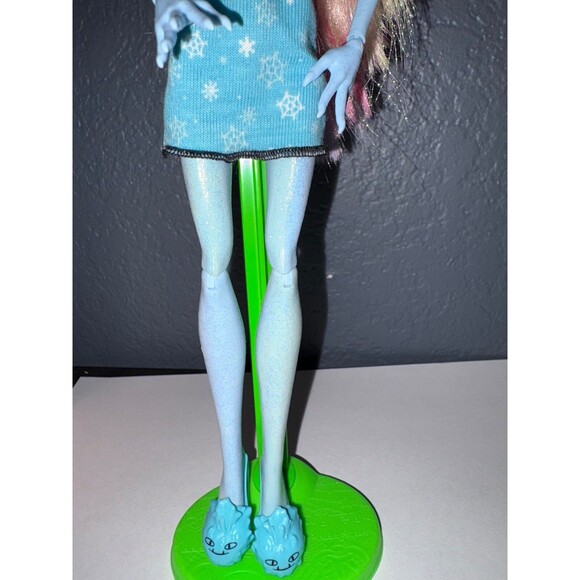 Monster High Doll - Dead Tired Abbey Bominable Doll - HTF - Picture 5 of 7